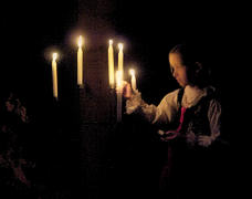 Ania abunowiczwna, creczka Mai, zapalia wiece