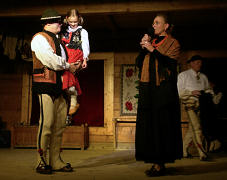 Prowadzcy koncert: Magorzata Karpiel i Jan Karpiel-Buecka z Ani abunowiczwn