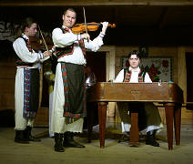 Cimbálova muzika „Friš” z Ostrawy